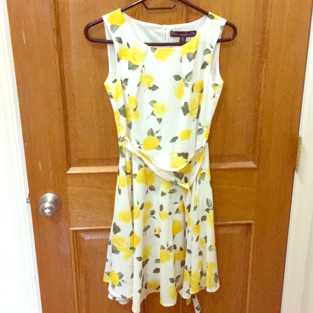 Yellow rose flower dress from London